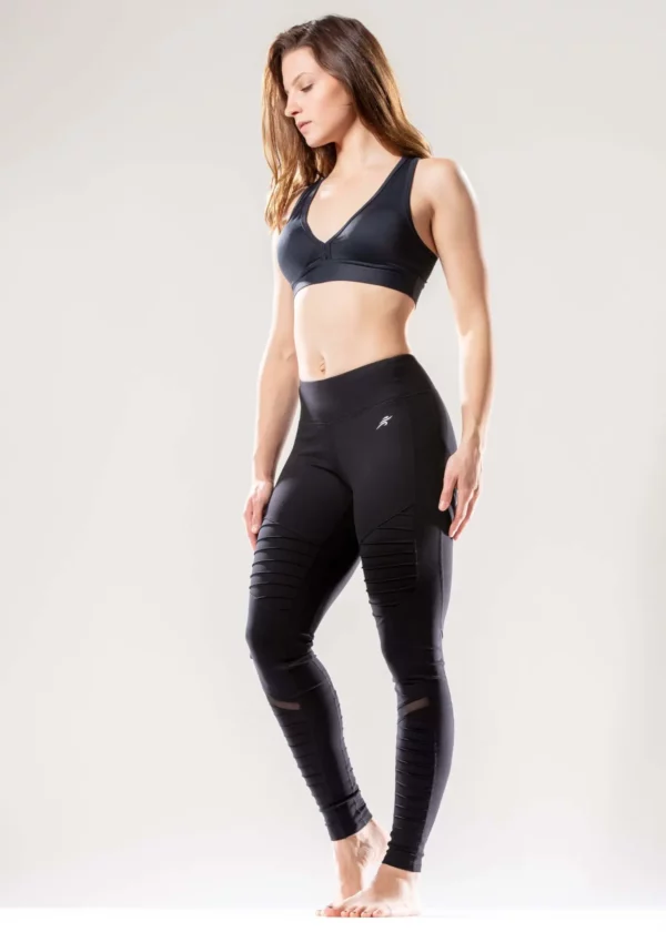 Athletique Low-Waisted Ribbed Leggings with Hidden Pocket and Mesh Panels - Image 2